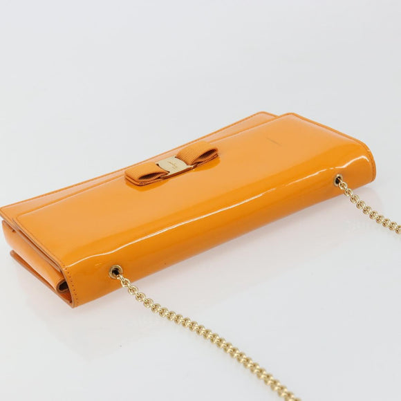 Salvatore Ferragamo Vala Schultertasche Lackleder Orange Gold Auth ka4654A