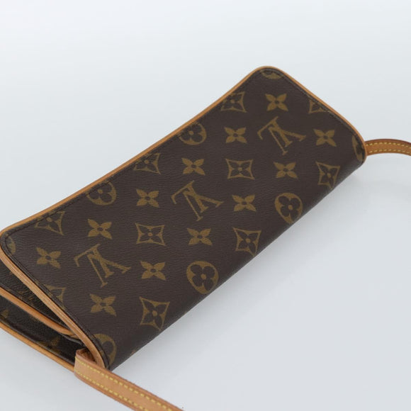 LOUIS VUITTON Monogram Pochette Twin GM Shoulder Bag M51852 LV Auth ka4656A