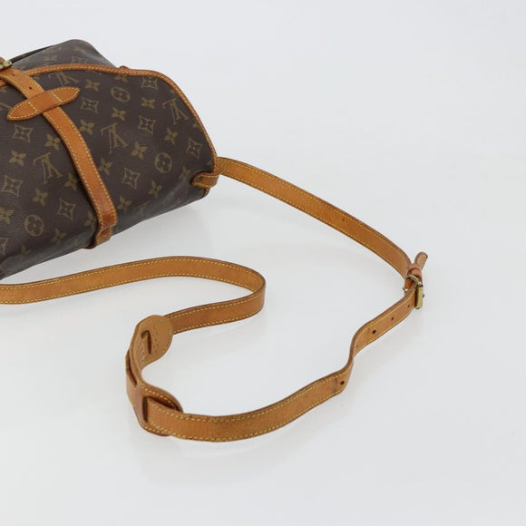 LOUIS VUITTON Monogram Saumur 30 Shoulder Bag M42256 LV Auth ka4691