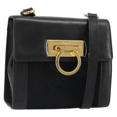 Salvatore Ferragamo Gancini Shoulder Bag Harako leather Black Gold Auth ka4773A