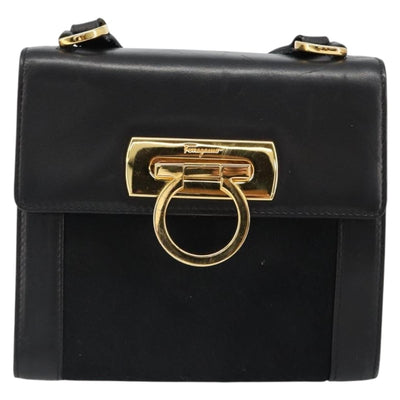 Salvatore Ferragamo Gancini Shoulder Bag Harako leather Black Gold Auth ka4773A - 0