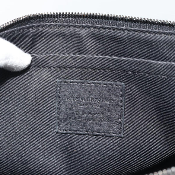 LOUIS VUITTON Monogram Eclipse Glaze Pochette Cosmos Zwart M63373 Auth ka4815