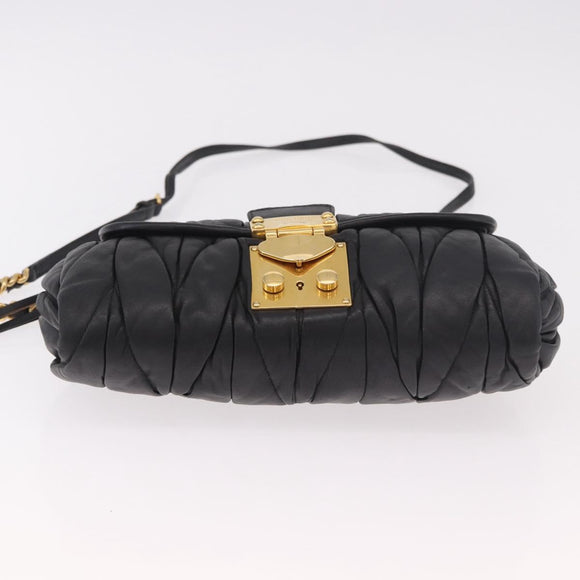 Miu Miu Matelasse Chain Shoulder Bag Leather Black Gold Auth ka4879V