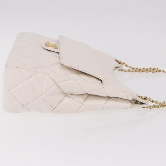 CHANEL Matelasse Chain Shoulder Bag Patent leather White Gold CC Auth ka4897SAM
