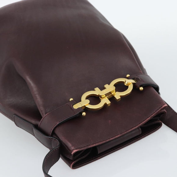 Salvatore Ferragamo Gancini Shoulder Bag Leather Bordeaux Gold Auth ka5032