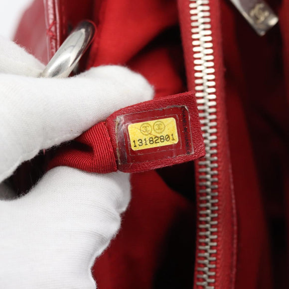 CHANEL Matelasse Chain Shoulder Bag Caviar Skin Red Silver CC Auth ka5052A