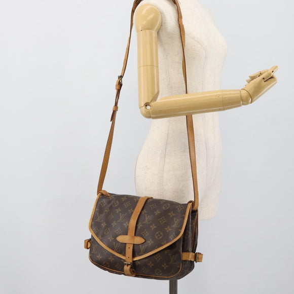LOUIS VUITTON Monogram Saumur 30 Shoulder Bag M42256 LV Auth ka5094