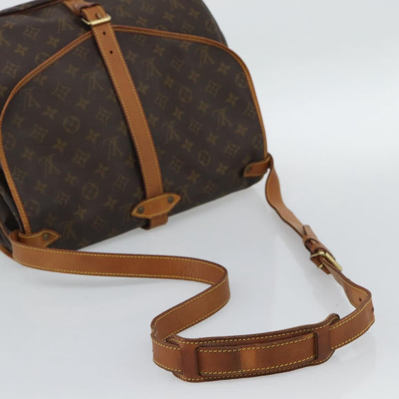 LOUIS VUITTON Monogram Saumur 35 Shoulder Bag M42254 LV Auth ka5161