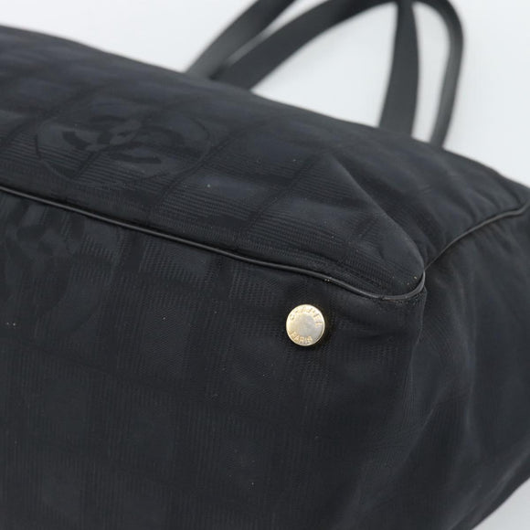 CHANEL New Travel Line Tote Bag Nylon Black CC Auth ka5162