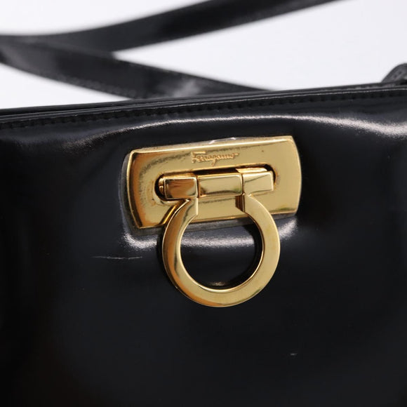 Salvatore Ferragamo Gancini Tote Bag Patent leather Black Gold Auth ka5291A