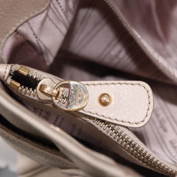 Salvatore Ferragamo Gancini Hand Bag Leather Beige Gold Tone Auth ka5439