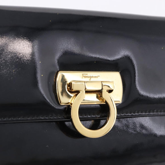 Salvatore Ferragamo Gancini Chain Shoulder Bag Patent Black Gold Auth ka5498