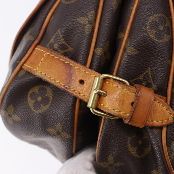 LOUIS VUITTON Monogram Saumur 30 Shoulder Bag M42256 LV Auth ka5561