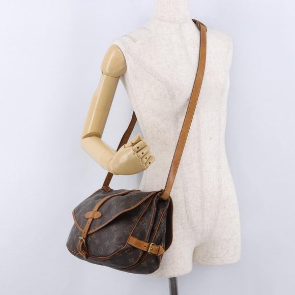 LOUIS VUITTON Monogram Saumur 30 Shoulder Bag M42256 LV Auth ka5561