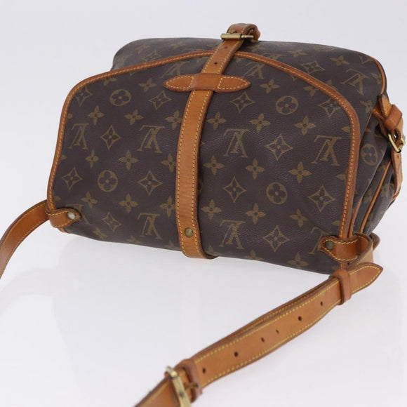 LOUIS VUITTON Monogram Saumur 30 Shoulder Bag M42256 LV Auth ka5561