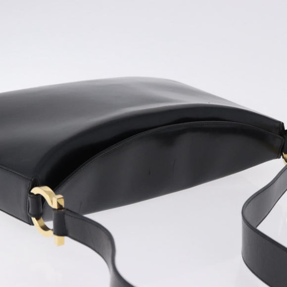Salvatore Ferragamo Gancini Shoulder Bag Leather Black Gold Tone Auth ka5563