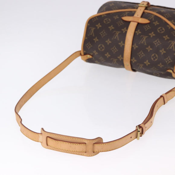 LOUIS VUITTON Monogram Saumur 30 Shoulder Bag M42256 LV Auth ka5588V