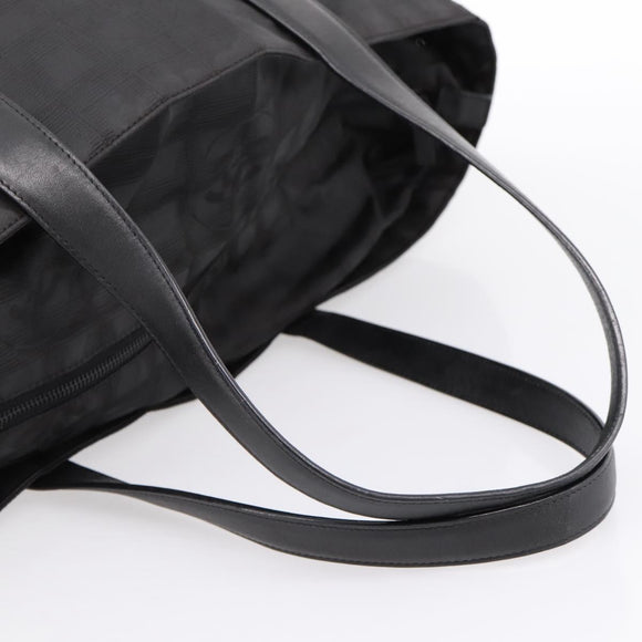 CHANEL New Travel Line Tote Bag Canvas Black Silver CC Auth ka5632