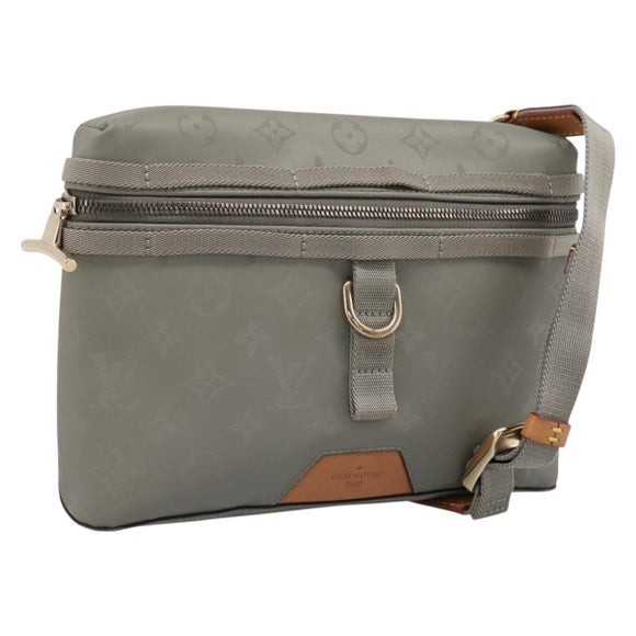 LOUIS VUITTON Monogram Titanium Messenger PM Bag Gray M43889 LV Auth ka5662V