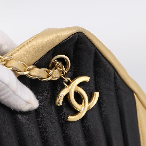 CHANEL V Stitch Chain Shoulder Bag Lamb Skin Beige Gold CC Auth ka5675V