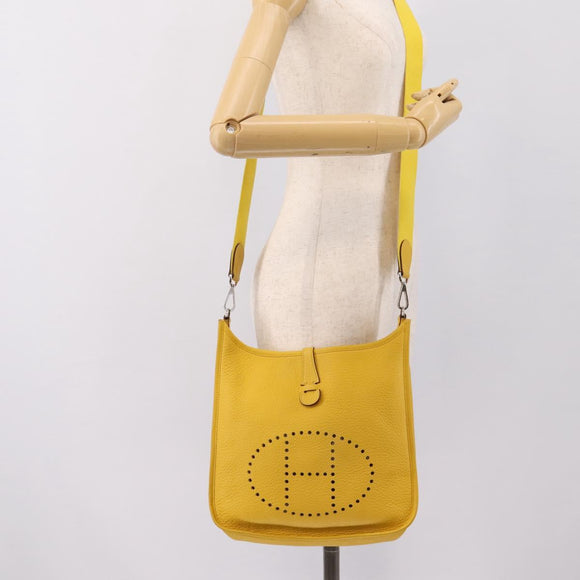 HERMES Evelyn 3PM Shoulder Bag Taurillon Clemence Leather Yellow Auth ka5719SAV