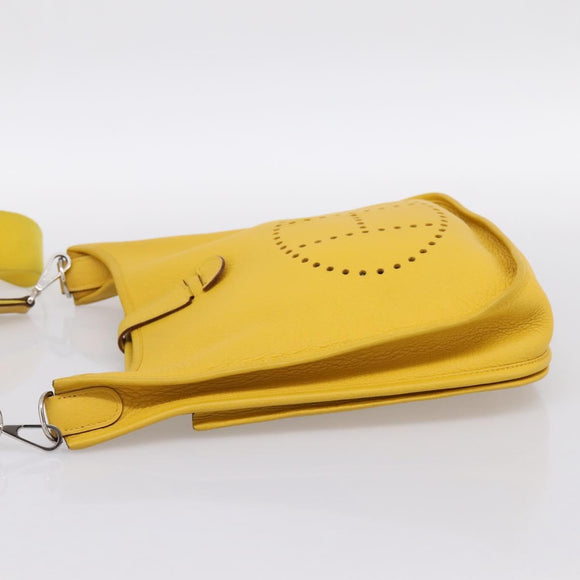 HERMES Evelyn 3PM Shoulder Bag Taurillon Clemence Leather Yellow Auth ka5719SAV