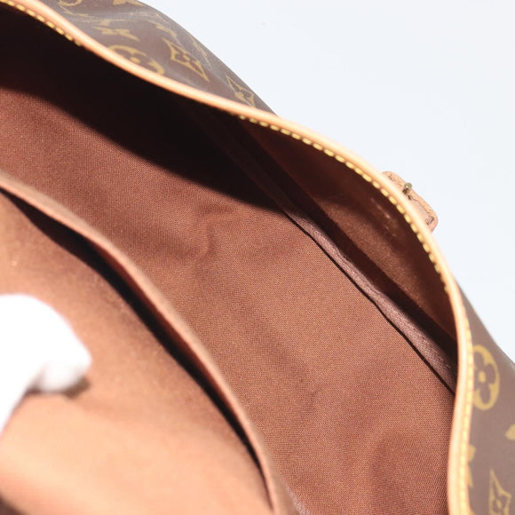 LOUIS VUITTON Monogram Saumur 35 Shoulder Bag M42254 LV Auth ka5729