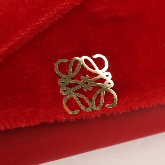 LOEWE Chain Goya Shoulder Bag Leather Red Gold Auth ka576M