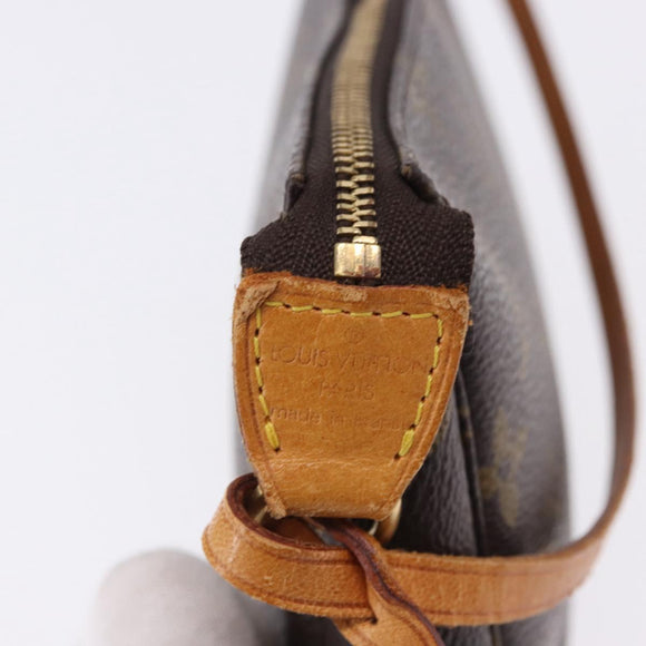 LOUIS VUITTON Monogram Pochette Accessoires Pouch M51980 LV Auth ka5831
