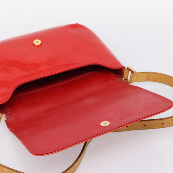 LOUIS VUITTON Monogram Vernis Thompson Street Bag Red Rouge M91094 Auth ka5871