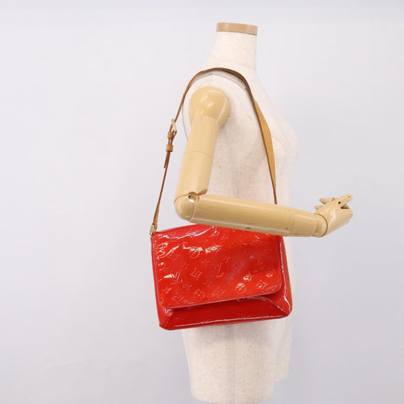 LOUIS VUITTON Monogram Vernis Thompson Street Bag Red Rouge M91094 Auth ka5871