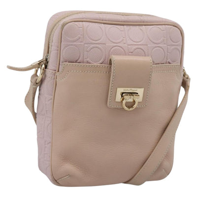 Salvatore Ferragamo Gancini Shoulder Bag Leather Pink Gold Auth ka5915A