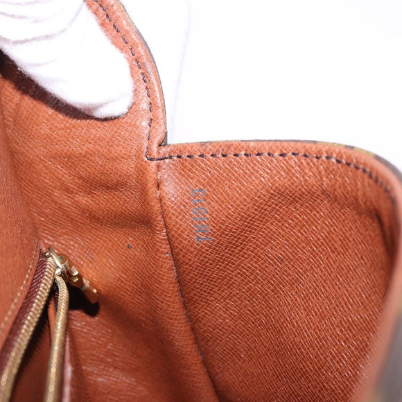 LOUIS VUITTON Monogram Saint Cloud GM Shoulder Bag M51242 LV Auth ka5930A