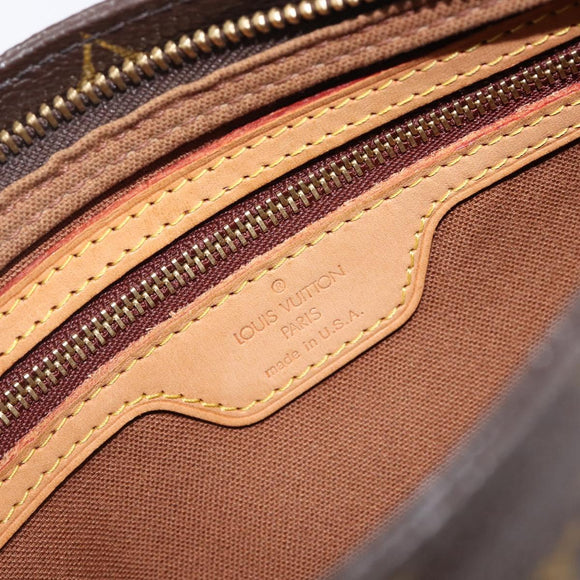 LOUIS VUITTON Monogram Trotteur Shoulder Bag M51240 LV Auth ka5999