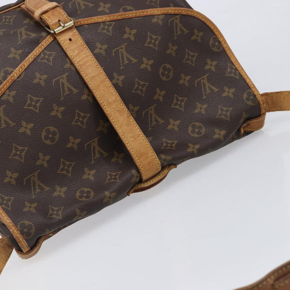 LOUIS VUITTON Monogram Saumur 35 Shoulder Bag M42254 LV Auth ka6011