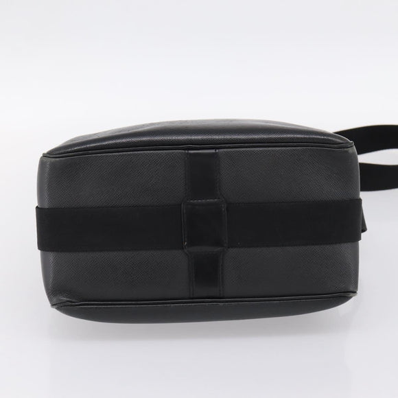 LOUIS VUITTON Taiga Reporter PM Shoulder Bag Ardoise M30152 LV Auth ka6020