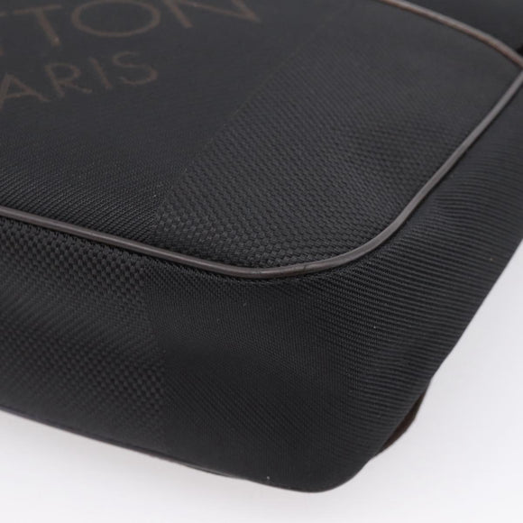 LOUIS VUITTON Damier Geant Petit Message Shoulder Bag Black M93618 Auth ka6081