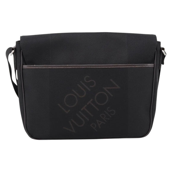 LOUIS VUITTON Damier Geant Petit Message Shoulder Bag Black M93618 Auth ka6081
