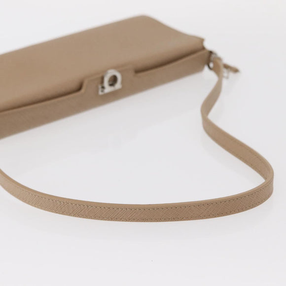 Salvatore Ferragamo Gancini Shoulder Bag Leather Beige Silver Auth ka620