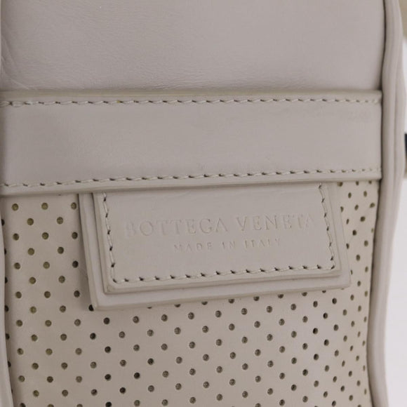 BOTTEGA VENETA Leggero Shoulder Pouch Leather White Auth ka6402
