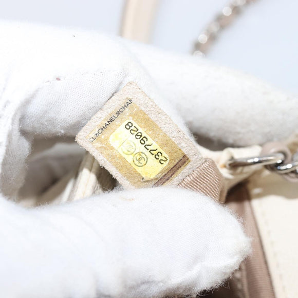 CHANEL Macro Chevron Small Flap Bag Caviar Skin White Silver CC Auth ka6412V