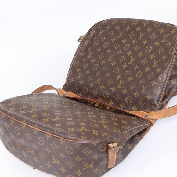 LOUIS VUITTON Monogram Saumur 35 Shoulder Bag M42254 LV Auth ka6513