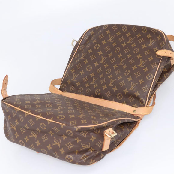 LOUIS VUITTON Monogram Saumur 35 Shoulder Bag M42254 LV Auth ka6664