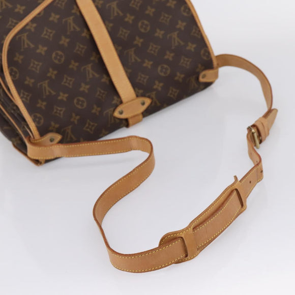 LOUIS VUITTON Monogram Saumur 35 Shoulder Bag M42254 LV Auth ka6664