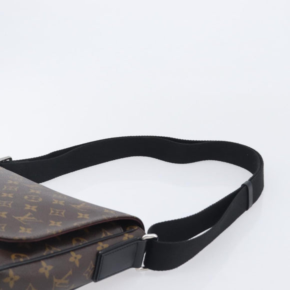 LOUIS VUITTON Monogram Macassar District PM Shoulder Bag M40935 LV Auth ka6671A