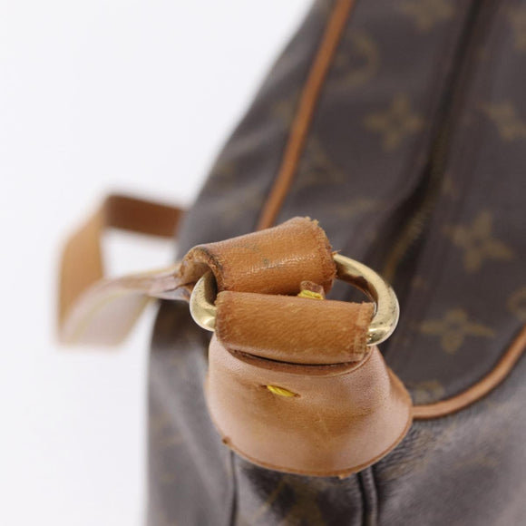 LOUIS VUITTON Monogram Boulogne 30 Shoulder Bag M51265 LV Auth ka6784A