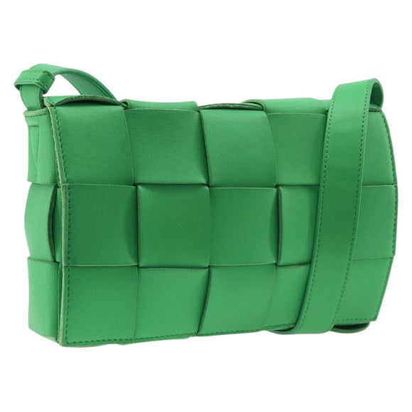 Bottega Veneta MAXI INTRECCIATO Cassette Bag Leather Green Silver Auth ka6923V