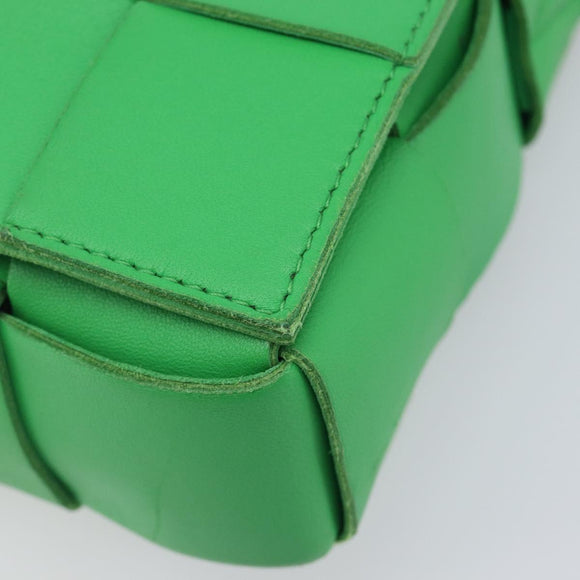 Bottega Veneta MAXI INTRECCIATO Cassette Bag Leather Green Silver Auth ka6923V