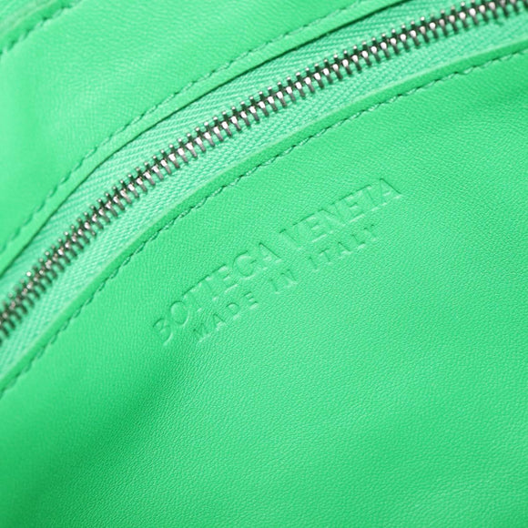 Bottega Veneta MAXI INTRECCIATO Cassette Bag Leather Green Silver Auth ka6923V