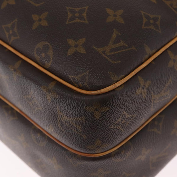 LOUIS VUITTON Monogram Reporter GM Shoulder Bag M45252 LV Auth ka6933